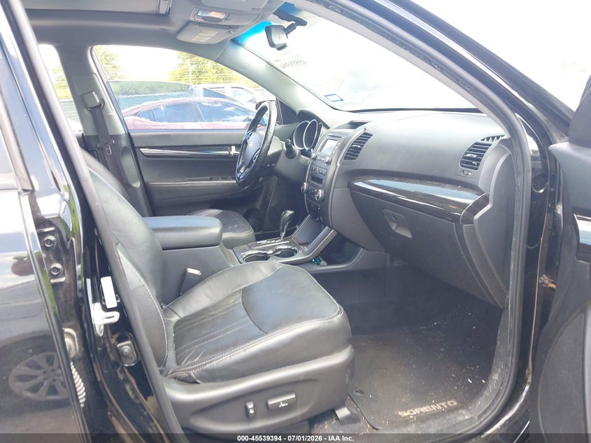 2013 Kia Sorento VIN 5XYKU4A26DG410726 IAAI salvage auction — NORMAL WEAR, Original (Texas), sold $1,325 on 2026-08-01 (photo 5)