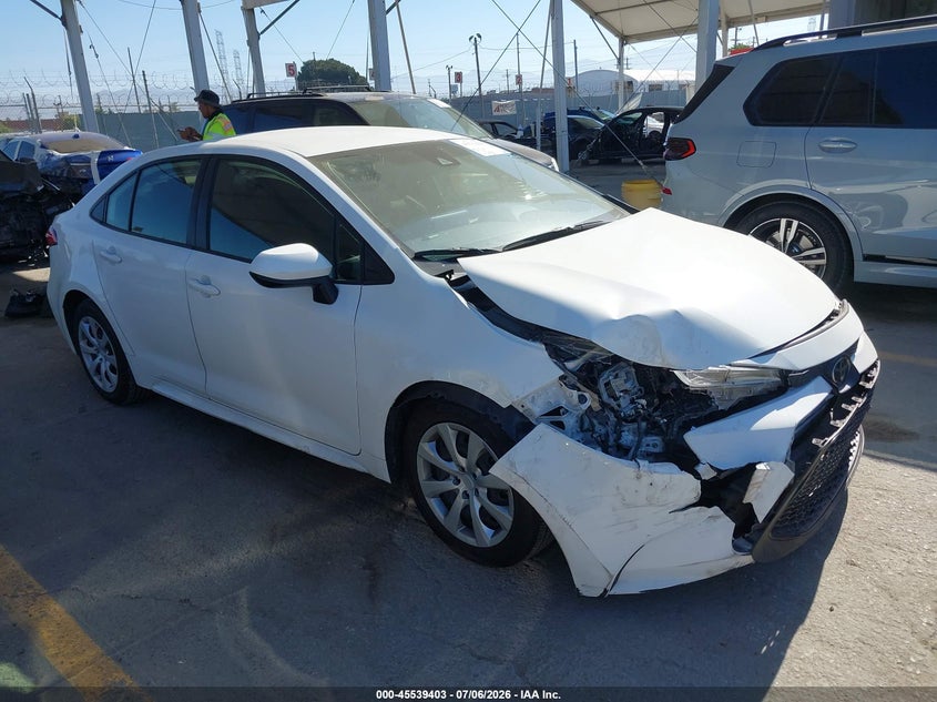 2022 Toyota Corolla VIN JTDEPMAE5N3029390 IAAI salvage auction — FRONT END, Salvage (California), sold $4,000 on 2026-08-01 (photo 1)