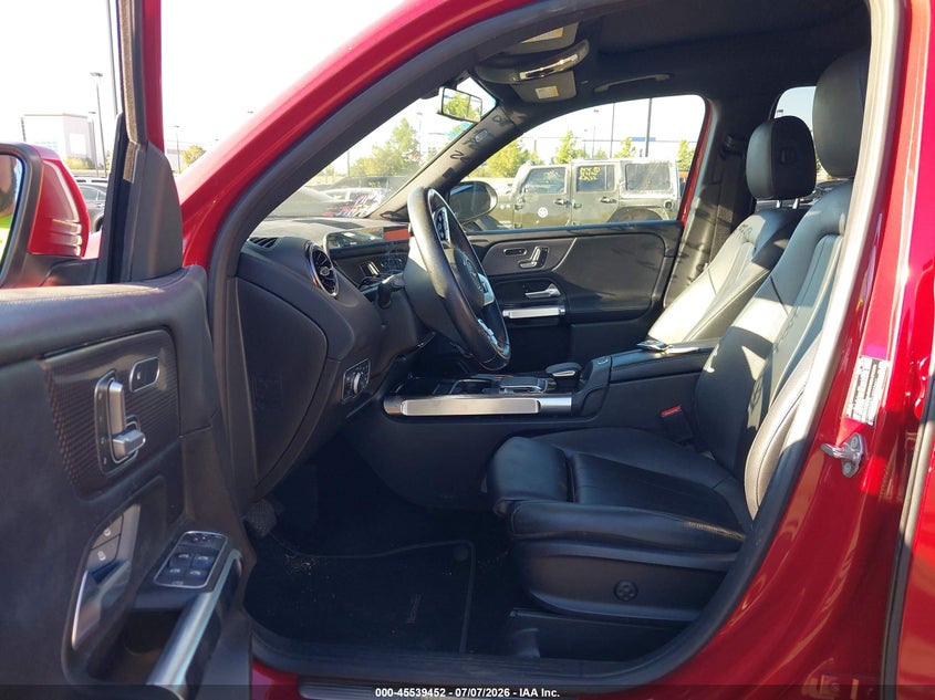 2020 Mercedes-benz Glb VIN W1N4M4GB7LW029641 IAAI salvage auction — RIGHT FRONT, Salvage Title, sold $9,700 on 2026-07-17 (photo 5)