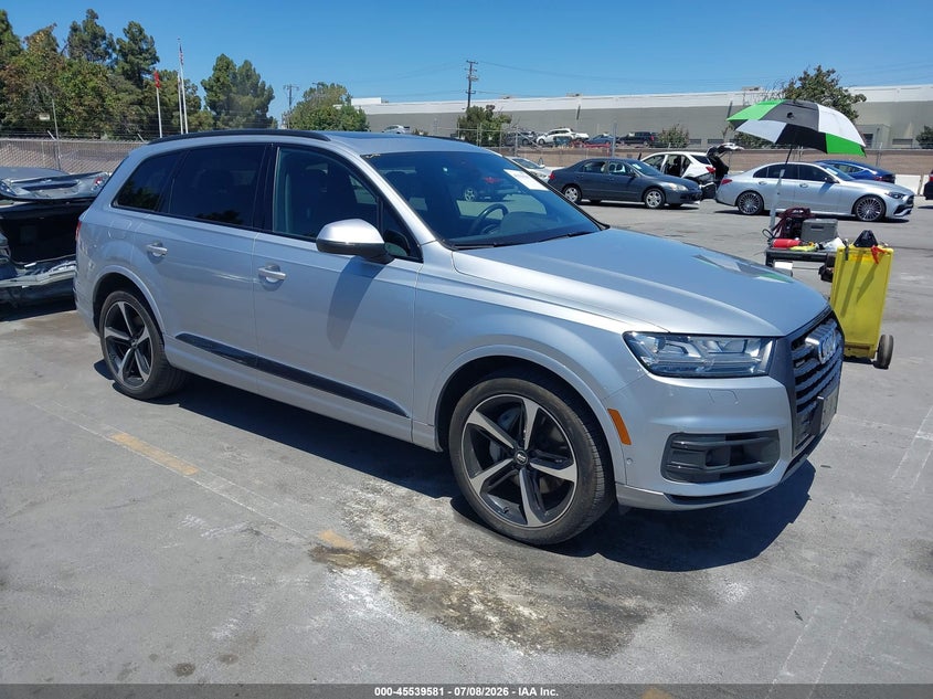 2019 Audi Q7 VIN WA1VAAF74KD018391 IAAI salvage auction — LEFT REAR, Salvage Title, sold $13,700 on 2026-07-27 (photo 1)