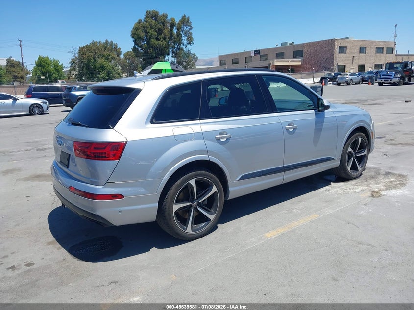 2019 Audi Q7 VIN WA1VAAF74KD018391 IAAI salvage auction — REAR END, Salvage Title, sold $13,700 on 2026-07-26 (photo 4)