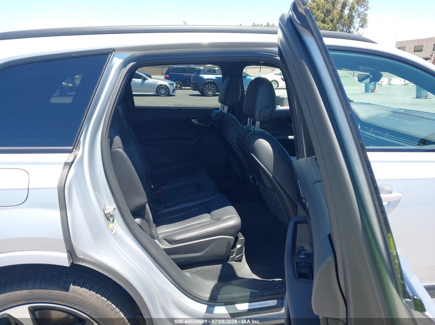 2019 Audi Q7 VIN WA1VAAF74KD018391 IAAI salvage auction — LEFT REAR, Salvage Title, sold $13,700 on 2026-07-27 (photo 8)