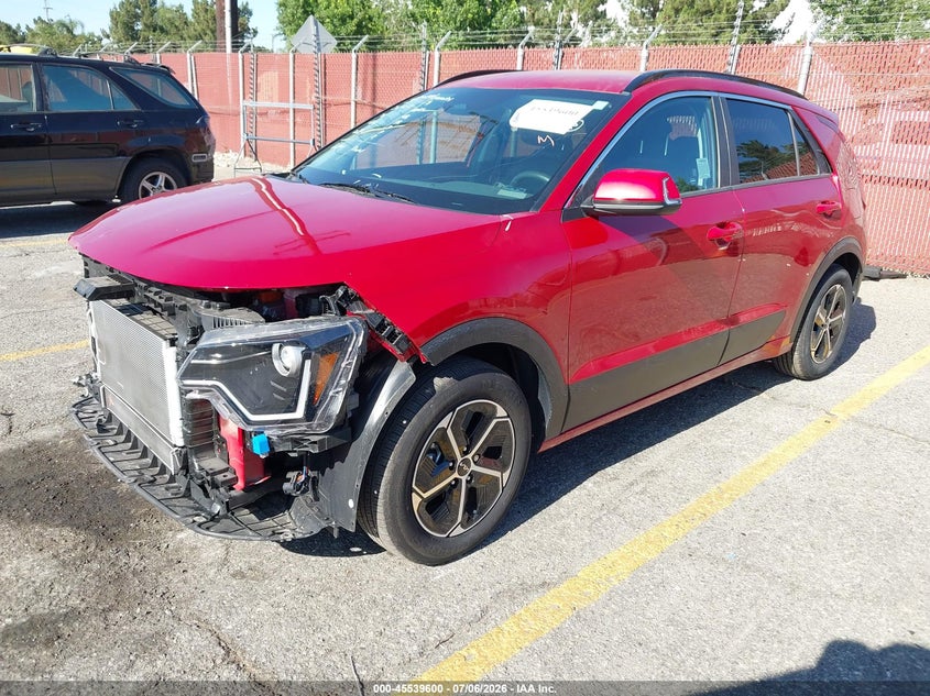 2025 Kia Niro VIN KNDCR3LE8S5239376 IAAI salvage auction — FRONT END, Wait Title, sold $8,400 on 2026-08-20 (photo 2)