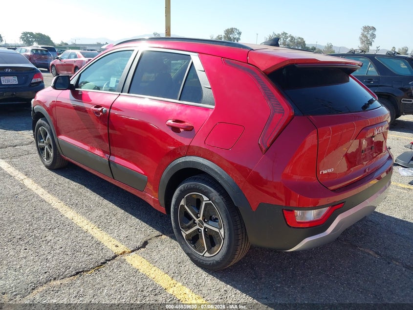 2025 Kia Niro VIN KNDCR3LE8S5239376 IAAI salvage auction — FRONT END, Wait Title, sold $8,400 on 2026-08-20 (photo 3)