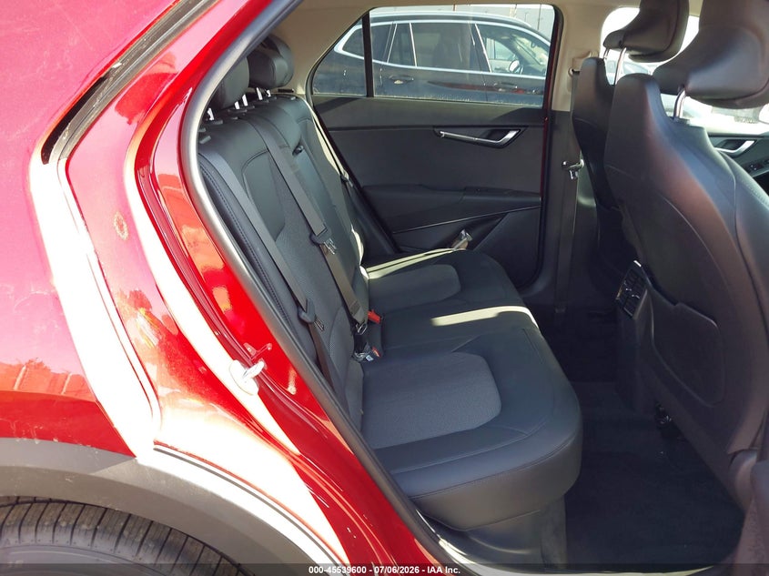2025 Kia Niro VIN KNDCR3LE8S5239376 IAAI salvage auction — FRONT END, Wait Title, sold $8,400 on 2026-08-20 (photo 8)