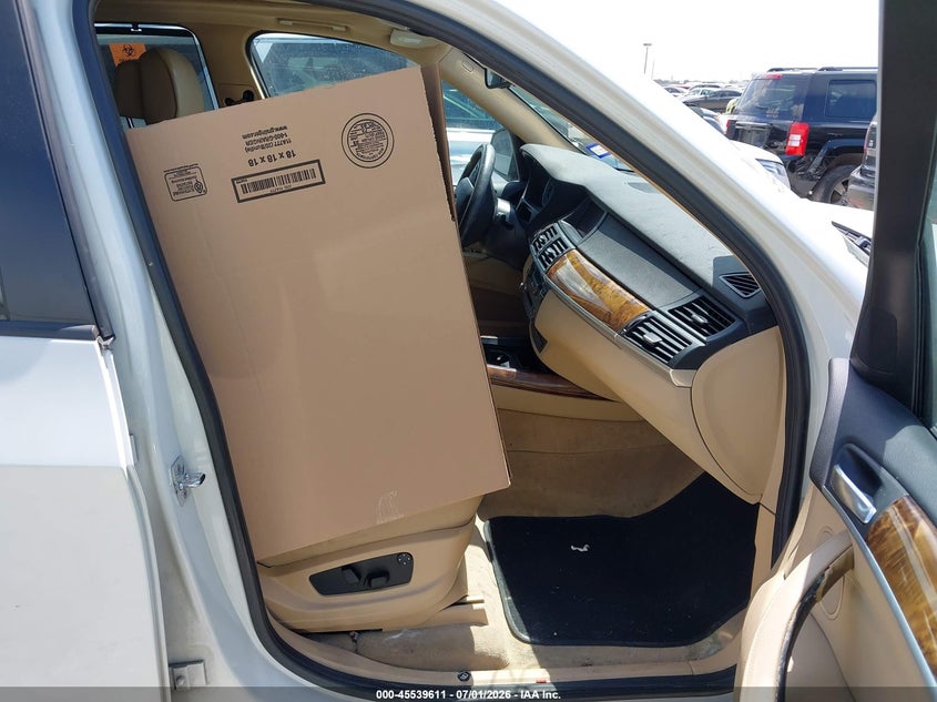2009 BMW X5 VIN 5UXFE43529L274319 IAAI salvage auction — NORMAL WEAR, Original (Texas), sold $500 on 2026-07-29 (photo 5)