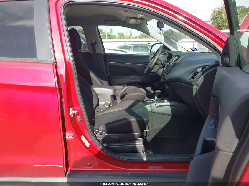 2015 Mitsubishi Outlander VIN 4A4AP3AU1FE034133 IAAI salvage auction — FRONT END, Enterprise Vehicles Clear Only (Texas), sold $825 on 2026-07-09 (photo 5)