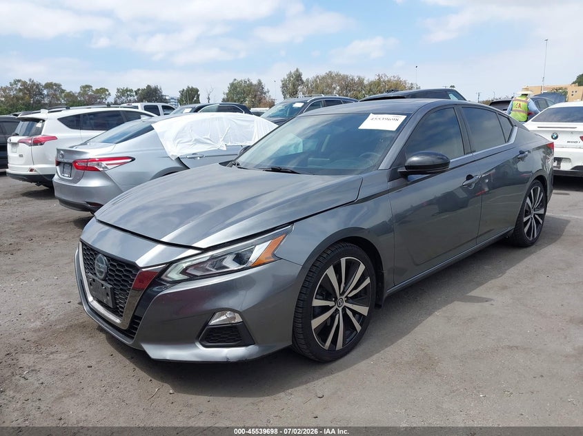 2019 Nissan Altima VIN 1N4BL4CV2KC181592 IAAI salvage auction — REAR END, Salvage Title, sold $2,750 on 2026-07-10 (photo 2)