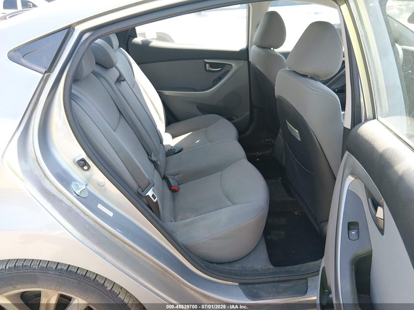 2015 Hyundai Elantra VIN KMHDH4AE8FU346211 IAAI salvage auction — NORMAL WEAR, Clear (Pennsylvania), sold $2,950 on 2026-07-16 (photo 8)
