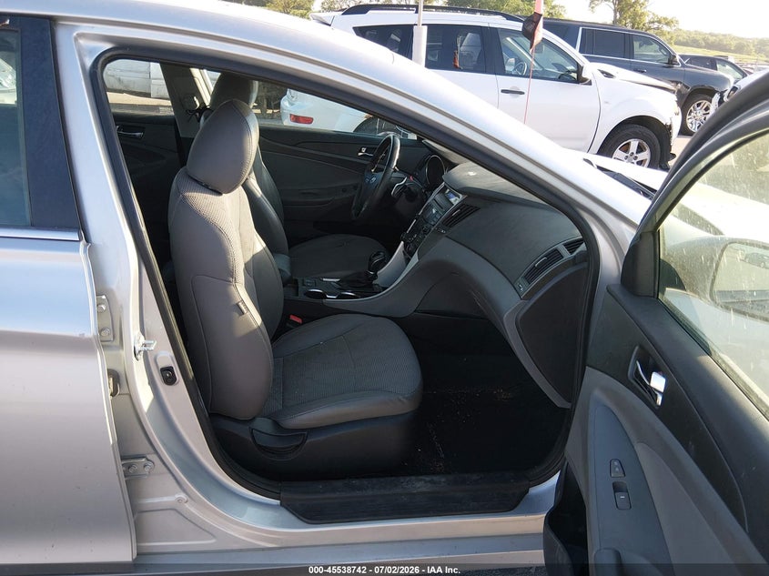 2013 Hyundai Sonata VIN 5NPEC4AC0DH610115 IAAI salvage auction — NORMAL WEAR, Regular Certificate (Iowa), sold $1,100 on 2026-07-14 (photo 5)