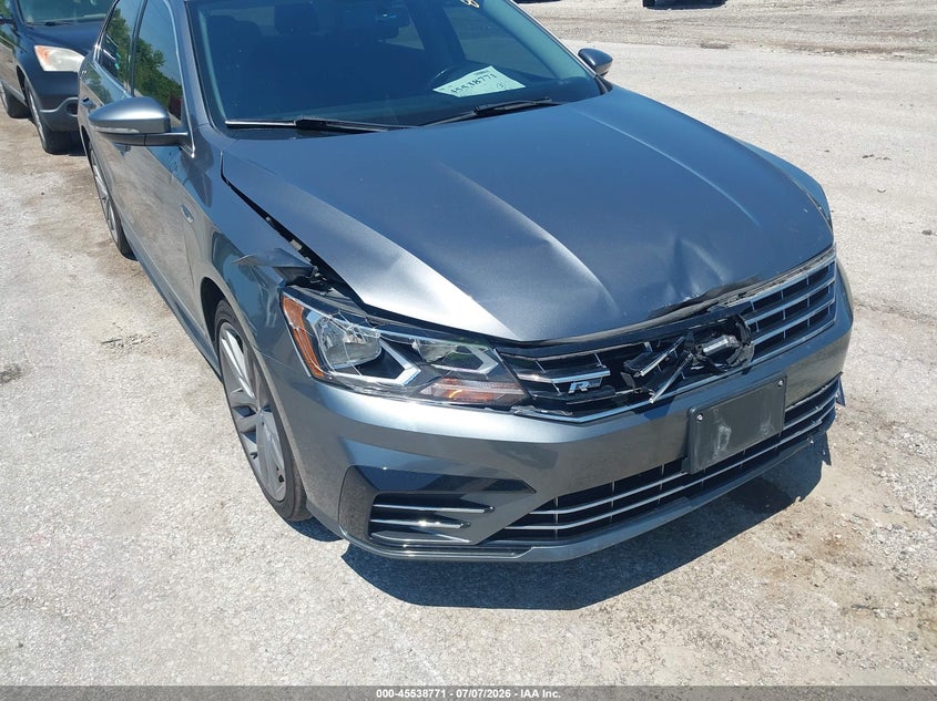2017 Volkswagen Passat VIN 1VWDT7A36HC054713 IAAI salvage auction — FRONT END, Salvage (Illinois), sold $2,600 on 2026-08-24 (photo 6)