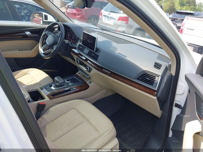 2018 Audi Q5 VIN WA1BNAFY8J2014175 IAAI salvage auction — NORMAL WEAR, Clear-Dealer Only (North Carolina), sold $6,400 on 2026-07-13 (photo 5)