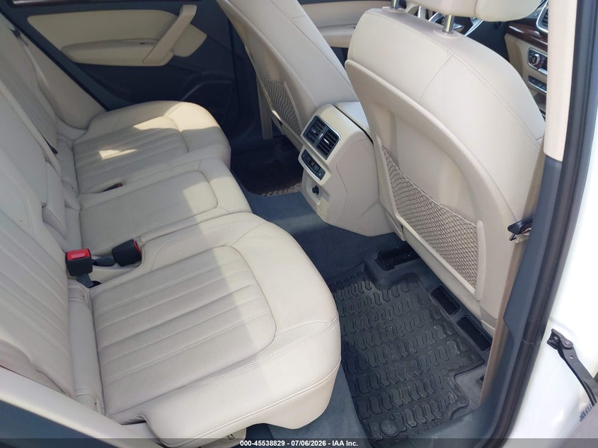 2018 Audi Q5 VIN WA1BNAFY8J2014175 IAAI salvage auction — NORMAL WEAR, Clear-Dealer Only (North Carolina), sold $6,400 on 2026-07-13 (photo 8)