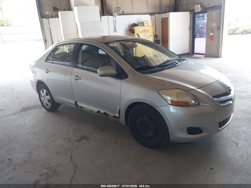 2007 Toyota Yaris VIN JTDBT923771115372 IAAI salvage auction — NORMAL WEAR, Clear (Illinois), sold $350 on 2026-07-29 (photo 1)