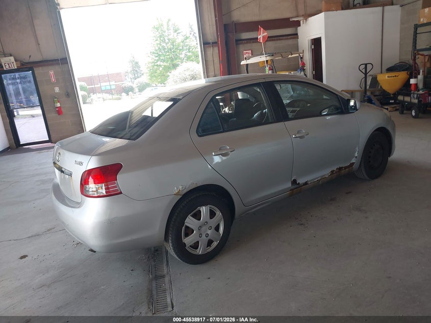 2007 Toyota Yaris VIN JTDBT923771115372 IAAI salvage auction — NORMAL WEAR, Clear (Illinois), sold $350 on 2026-07-29 (photo 4)