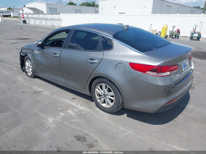 2018 Kia Optima VIN 5XXGT4L36JG227910 IAAI salvage auction — SIDE, Salvage Title, sold $1,700 on 2026-07-29 (photo 3)