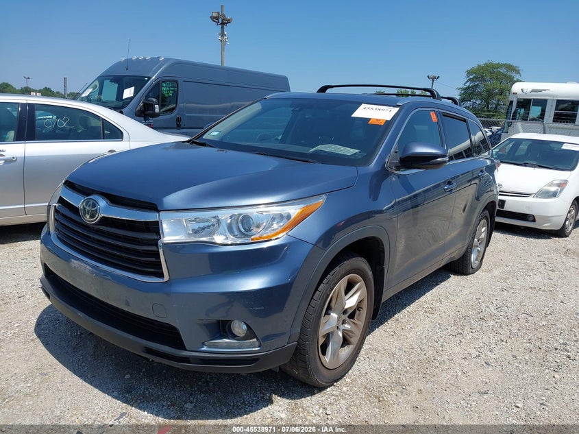 2014 Toyota Highlander VIN 5TDDKRFH6ES007357 IAAI salvage auction — NORMAL WEAR, Clear (Illinois), sold $6,600 on 2026-07-21 (photo 2)