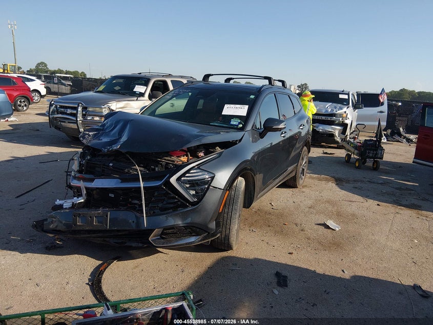 2024 Kia Sportage VIN KNDPXCDG8R7138442 IAAI salvage auction — FRONT END, Salvage Title, sold $7,600 on 2026-08-01 (photo 2)