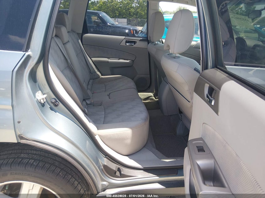 2010 Subaru Forester VIN JF2SH6CC7AH751174 IAAI salvage auction — NORMAL WEAR, Clear (Missouri), sold $325 on 2026-07-28 (photo 8)