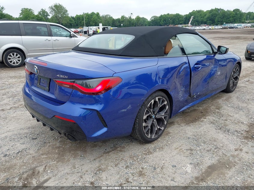 2025 BMW 4er VIN WBA33DB07SCT17524 IAAI salvage auction — SIDE, Salvage Title, sold $24,500 on 2026-08-24 (photo 4)