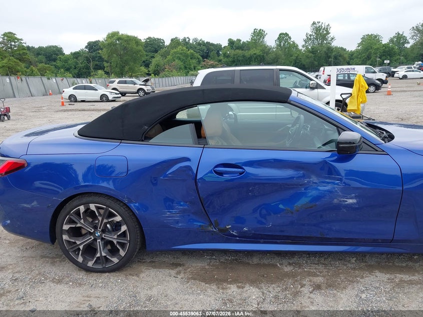 2025 BMW 4er VIN WBA33DB07SCT17524 IAAI salvage auction — SIDE, Salvage Title, sold $24,500 on 2026-08-24 (photo 6)