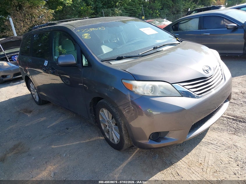 2015 Toyota Sienna VIN 5TDJK3DC9FS126206 IAAI salvage auction — NORMAL WEAR, Clear (Indiana), sold $2,750 on 2026-07-22 (photo 1)