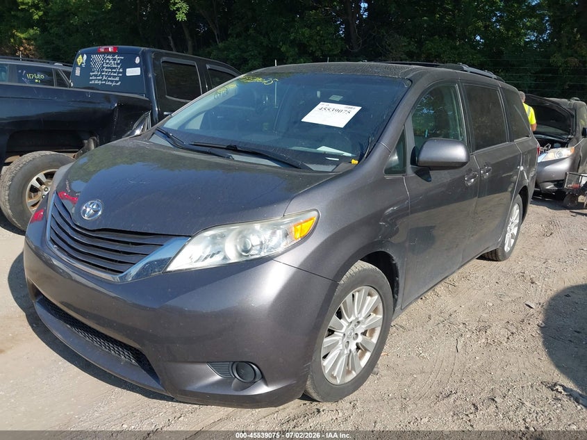 2015 Toyota Sienna VIN 5TDJK3DC9FS126206 IAAI salvage auction — NORMAL WEAR, Clear (Indiana), sold $2,750 on 2026-07-22 (photo 2)