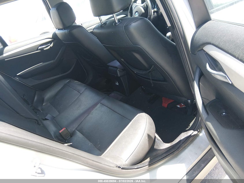 2015 BMW X1 VIN WBAVM5C54FVV94499 IAAI salvage auction — NORMAL WEAR, Original (Texas), sold $1,750 on 2026-08-01 (photo 8)