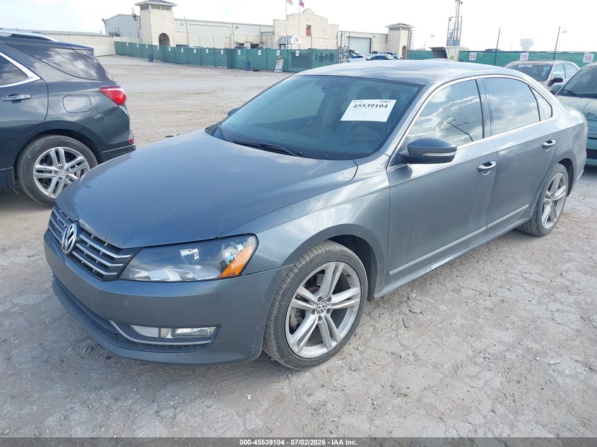 2014 Volkswagen Passat VIN 1VWCN7A35EC039315 IAAI salvage auction — NORMAL WEAR, Original (Texas), sold $650 on 2026-07-27 (photo 2)
