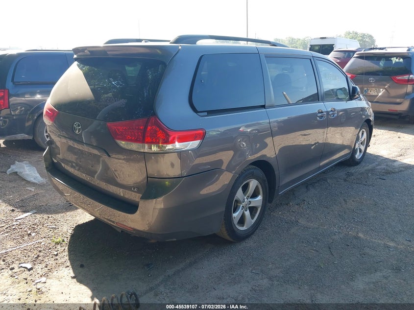 2011 Toyota Sienna VIN 5TDKK3DC4BS089841 IAAI salvage auction — NORMAL WEAR, Clear (Indiana), sold $1,100 on 2026-07-15 (photo 4)