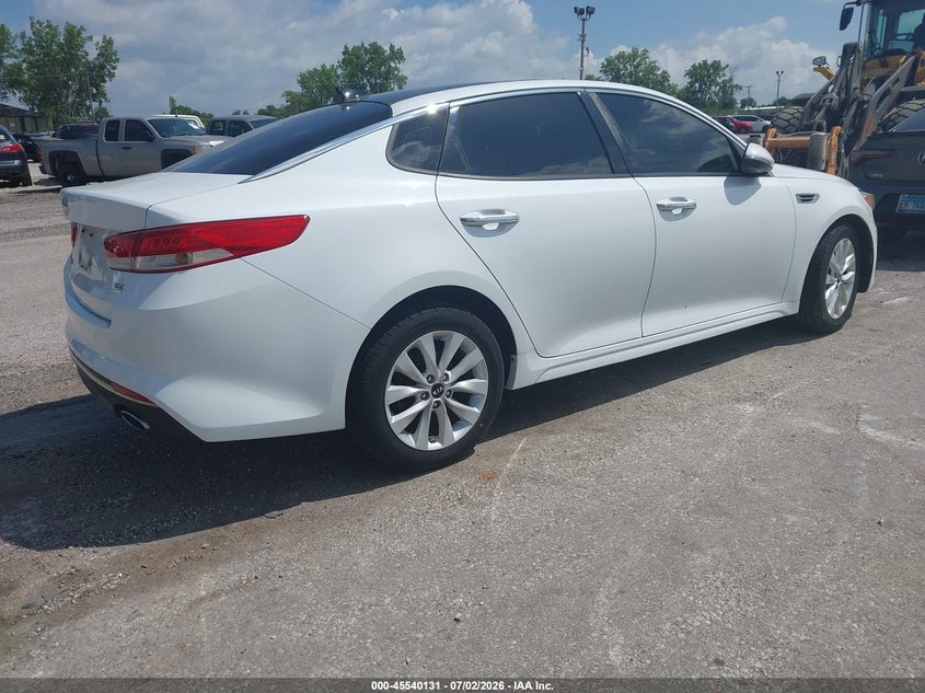 2016 Kia Optima VIN 5XXGU4L37GG092605 IAAI salvage auction — NORMAL WEAR, Clear (Illinois), sold $2,700 on 2026-07-06 (photo 4)
