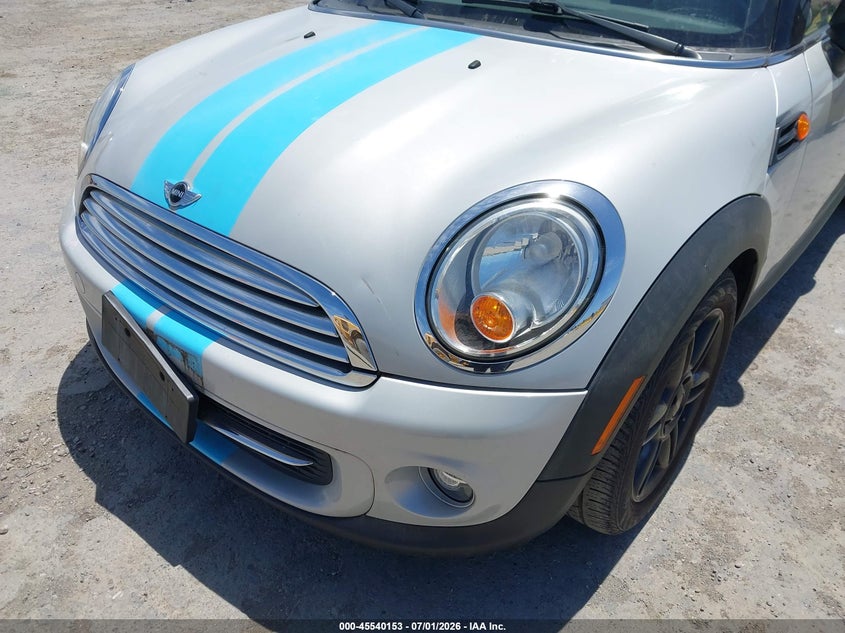 2012 Mini Cooper VIN WMWZN3C50CT133942 IAAI salvage auction — FRONT END, Salvage Title, sold $50 on 2026-07-30 (photo 6)