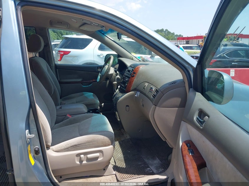 2005 Toyota Sienna VIN 5TDZA22C65S282088 IAAI salvage auction — NORMAL WEAR, Clear (Maryland), sold $775 on 2026-07-30 (photo 5)