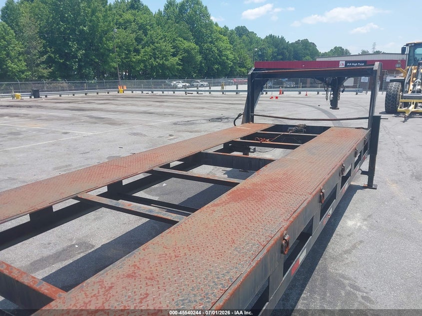 2017 Kaufman trailers Unknown VIN 5VGFL4334HL002022 IAAI salvage auction — UNKNOWN, Clear-Dealer Only (North Carolina), sold $4,150 on 2026-07-09 (photo 5)