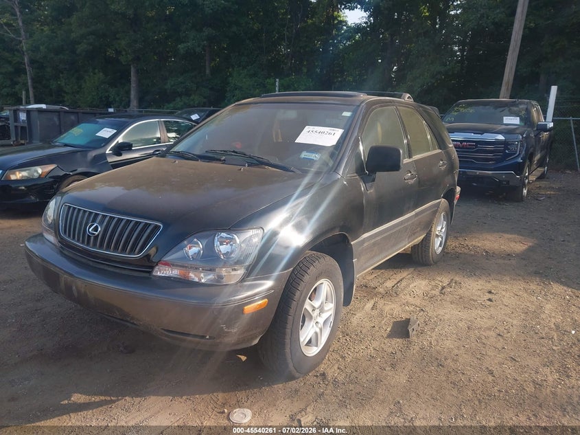 2000 Lexus Rx 300 VIN JT6HF10U3Y0105077 IAAI salvage auction — NORMAL WEAR, Clear (District Of Columbia), sold $875 on 2026-07-28 (photo 2)