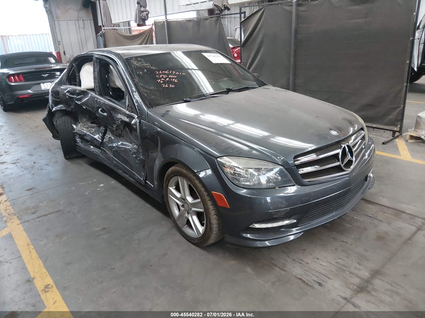 2011 Mercedes-benz C class VIN WDDGF5EB1BA522630 IAAI salvage auction — RIGHT SIDE, Salvage (Arizona), sold $400 on 2026-08-04 (photo 1)