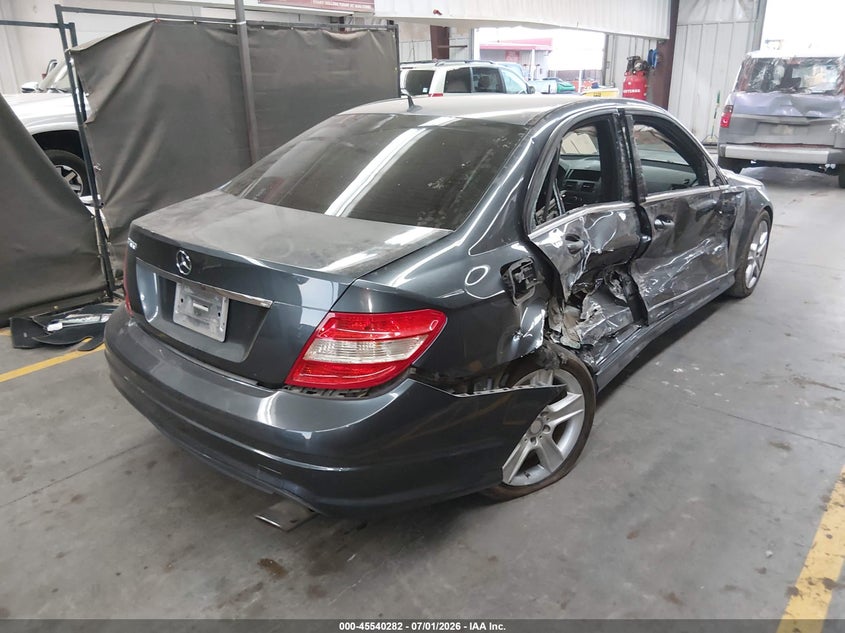 2011 Mercedes-benz C class VIN WDDGF5EB1BA522630 IAAI salvage auction — RIGHT SIDE, Salvage (Arizona), sold $400 on 2026-08-04 (photo 4)