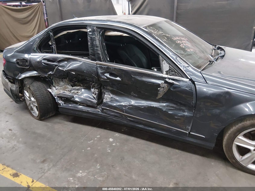 2011 Mercedes-benz C class VIN WDDGF5EB1BA522630 IAAI salvage auction — RIGHT SIDE, Salvage (Arizona), sold $400 on 2026-08-04 (photo 6)