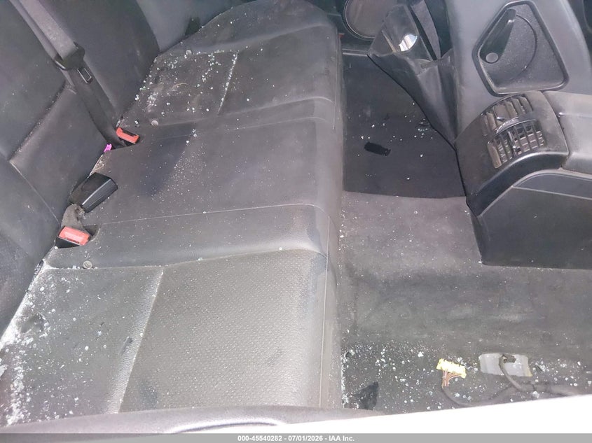 2011 Mercedes-benz C class VIN WDDGF5EB1BA522630 IAAI salvage auction — RIGHT SIDE, Salvage (Arizona), sold $400 on 2026-08-04 (photo 8)
