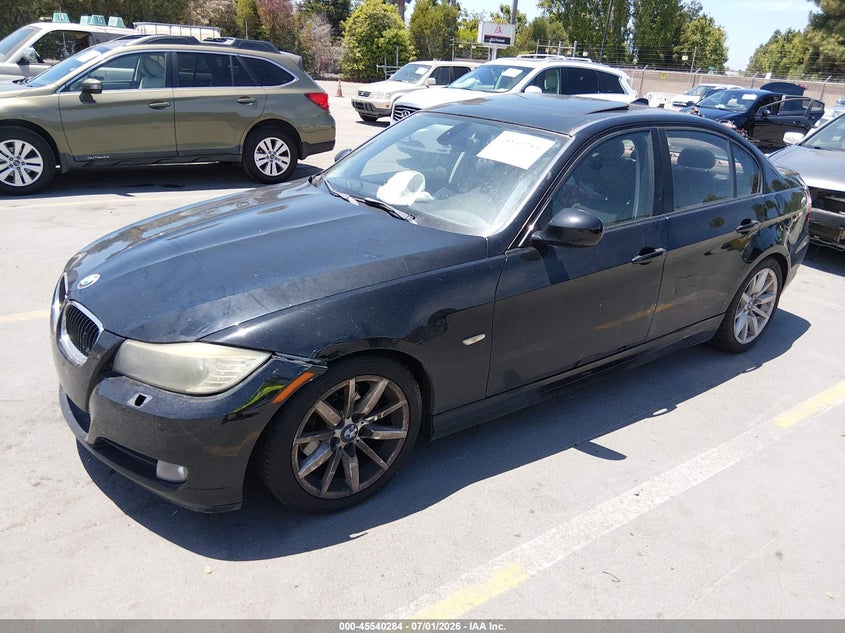 2011 BMW 3 series VIN WBAPH7G53BNN02358 IAAI salvage auction — NORMAL WEAR, Clear - Dealer Only (California), sold $375 on 2026-07-29 (photo 2)