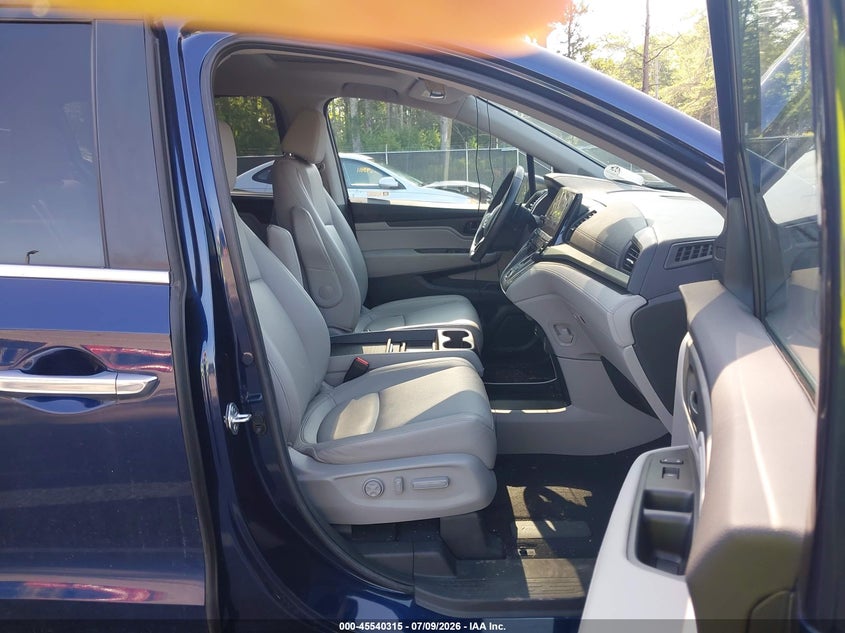 2023 Honda Odyssey VIN 5FNRL6H68PB057438 IAAI salvage auction — RIGHT FRONT, Mv-907A (New York), sold $13,050 on 2026-07-30 (photo 5)