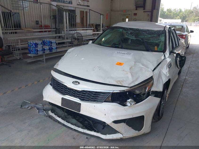 2019 Kia Optima VIN 5XXGT4L35KG368825 IAAI salvage auction — BIOHAZARD/CHEMICAL, Salvage Title, sold $25 on 2026-07-31 (photo 6)