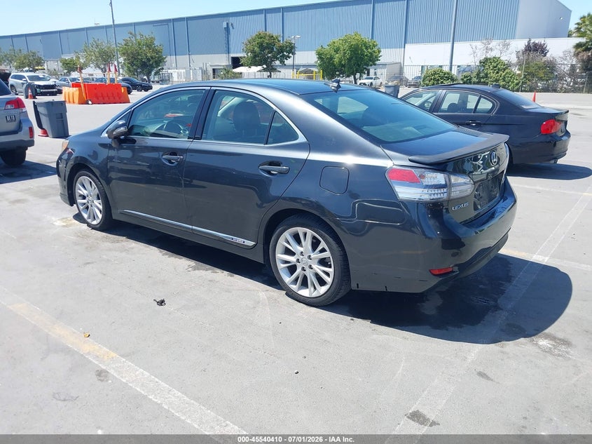 2010 Lexus Hs 250h VIN JTHBB1BA6A2030526 IAAI salvage auction — NORMAL WEAR, Clear-Dealer Only (Iowa), sold $1,275 on 2026-07-29 (photo 3)