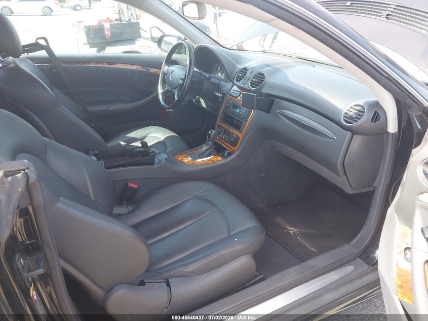 2003 Mercedes-benz Clk-klasse VIN WDBTJ75J43F018571 IAAI salvage auction — VANDALISM, Salvage (California), sold $425 on 2026-07-22 (photo 5)