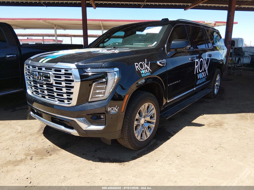 2025 Gmc VIN 1GKS2JRL4SR131635 IAAI salvage auction — SIDE, Salvage Title, sold $31,450 on 2026-09-01 (photo 2)