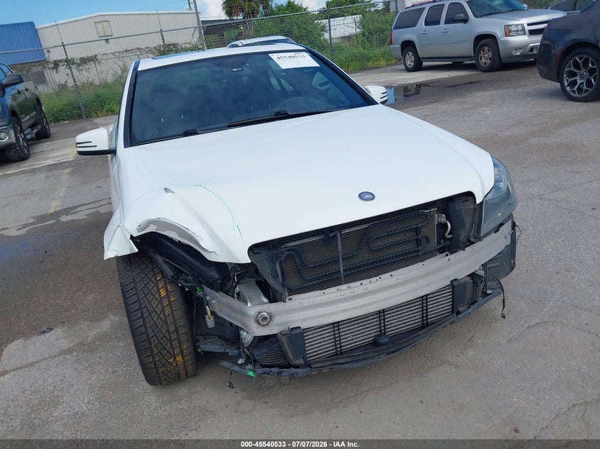 2014 Mercedes-benz C-klasse VIN WDDGF4HB0EG253687 IAAI salvage auction — FRONT & REAR, Rebuildable (Florida), sold $25 on 2026-07-29 (photo 6)