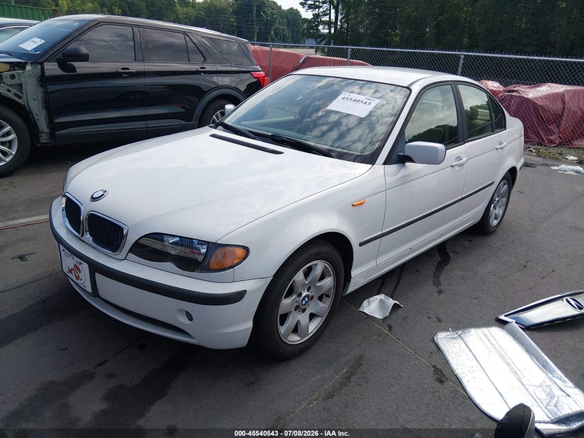 2004 BMW 3 series VIN WBAEV334X4KL61833 IAAI salvage auction — NORMAL WEAR, Clear (North Carolina), sold $125 on 2026-07-15 (photo 2)