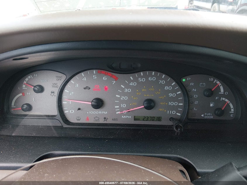 2002 Toyota Sequoia VIN 5TDZT38AX2S087337 IAAI salvage auction — NORMAL WEAR, Clear (North Carolina), sold $675 on 2026-07-15 (photo 7)