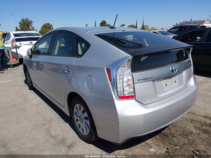2012 Toyota Prius VIN JTDKN3DPXC3001310 IAAI salvage auction — NORMAL WEAR, Clear - Dealer Only (California), sold $5,500 on 2026-07-30 (photo 3)