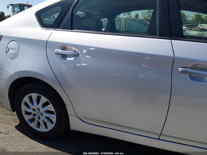 2012 Toyota Prius VIN JTDKN3DPXC3001310 IAAI salvage auction — NORMAL WEAR, Clear - Dealer Only (California), sold $5,500 on 2026-07-30 (photo 6)